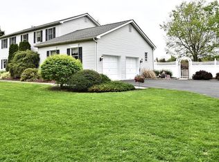 3183 Fennel Rd, Pennsburg, PA 18073