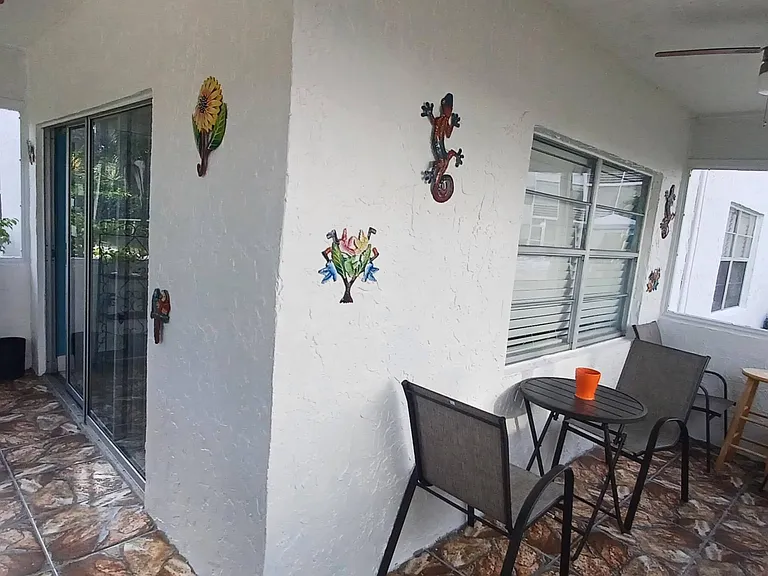 2998 E Sunrise Lakes Dr E #121 — Photo 28