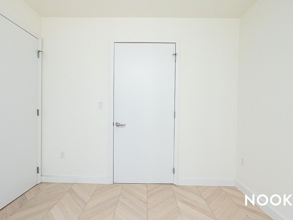 2nd image of 144 West St APT 204