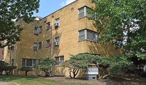 312 W Clark St Photo 1