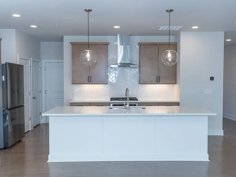 1237 Waterfall Ct — Photo 15