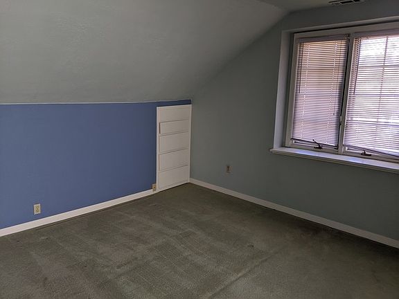 2nd image of 702 Tuxedo South Ave