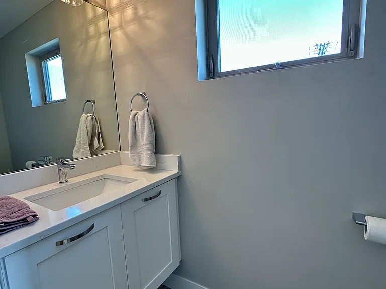 Third floor powder bath.