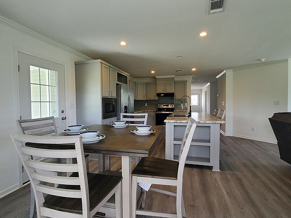2nd image of 2647 Pier Dr #4036
