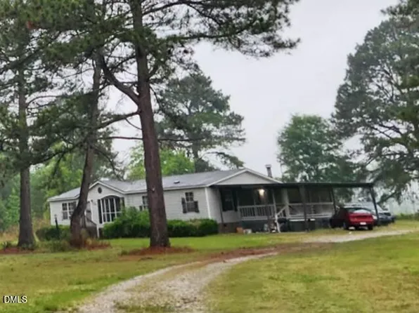 11898 Crooked Swamp Rd, Whitakers, NC 27891