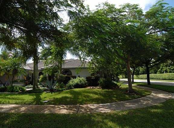 5th image of 6388 NW 54th Dr