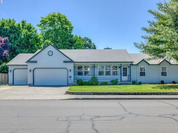 206 NE Milne Rd, Hillsboro, OR 97124