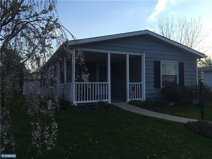 2nd image of 717 Cypress Ct