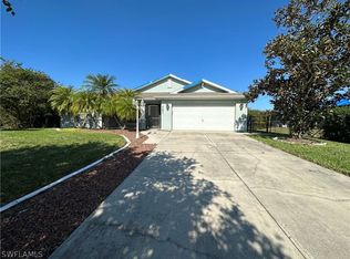 6601 Dabney St, Fort Myers, FL 33966