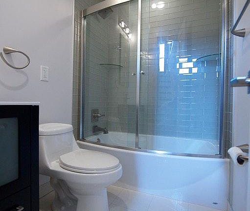 5th image of 1402 E Moyamensing Ave APT 7