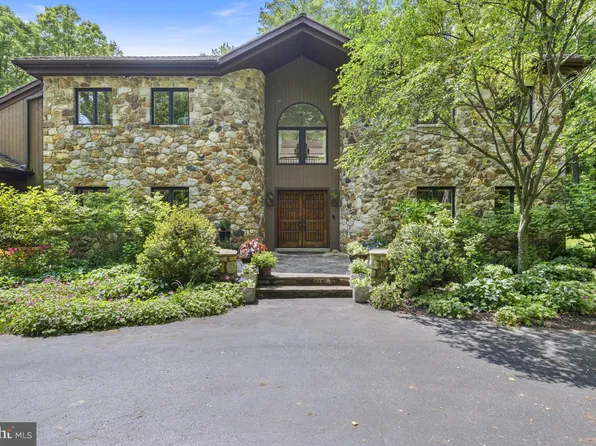 307 Pentland Dr, Wilmington, DE 19807