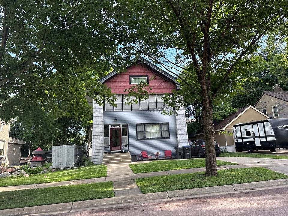 1st image of 124 Bradley St