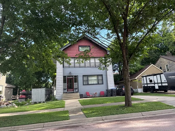 124 Bradley St, Mankato, MN 56001