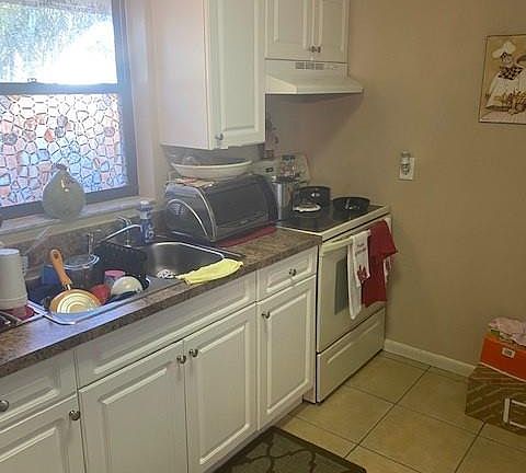 3rd image of 17407 Dumont Dr