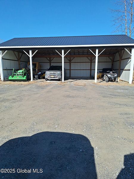 2nd image of 117 Hartman Road