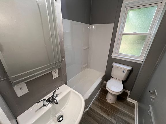 5th image of 11229 Methyl Ave #1