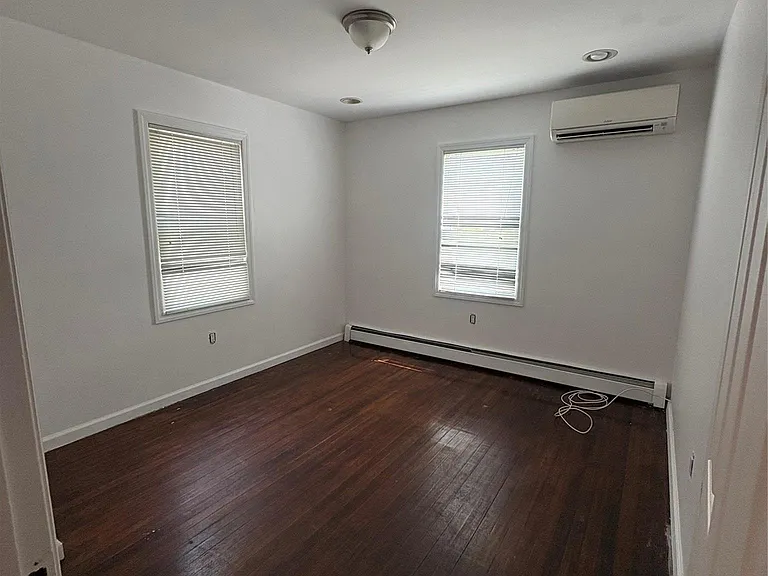125 Washington Ave — Photo 4