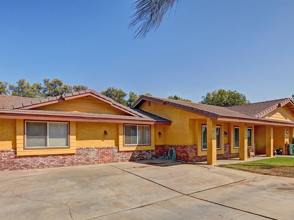 2140 Loveland Dr Riverside CA 92509 Zillow