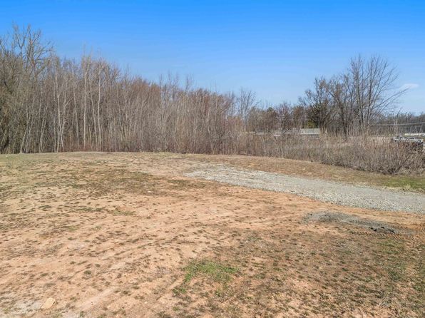 Mill St, Shiocton, WI 54170
