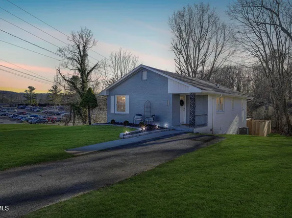 2166 Veda Dr, Bristol, VA 24201