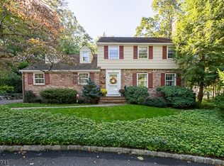 53 Fox Run, New Providence, NJ 07974