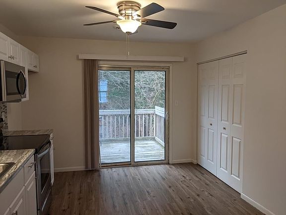 4th image of 25D Pine Ln