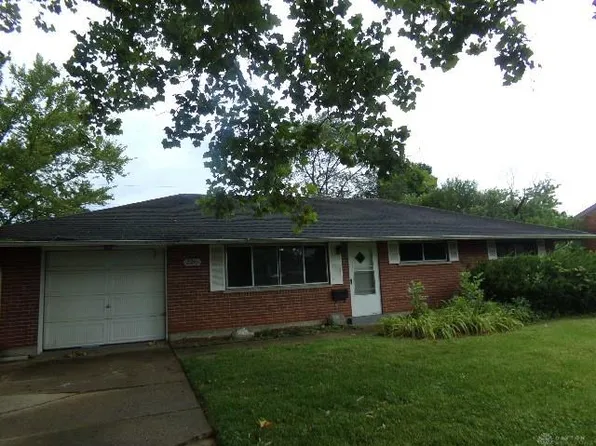 2210 Mattis Dr, Dayton, OH 45439