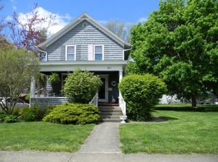 417 W Henry St, Pontiac, IL 61764