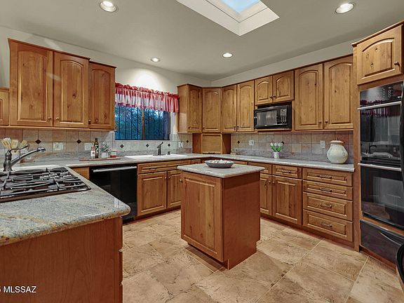 5th image of 3021 N Sourdough Pl