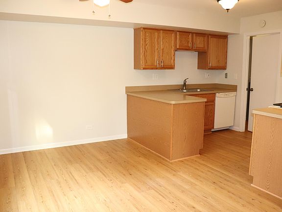 5th image of 126 S Prospect Ave Unit B