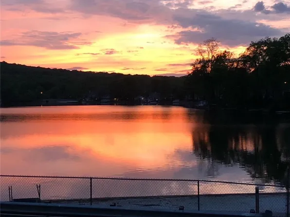 65 Indian Rd #A, Denville, NJ 07834