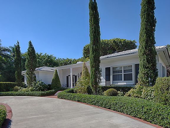 5th image of 22 N Hibiscus Dr