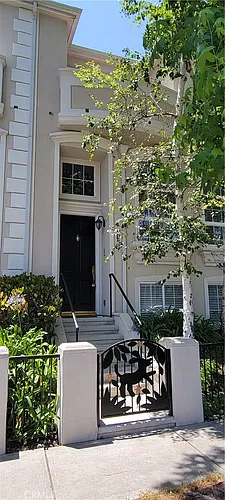 4110 W Kling St Photo 1