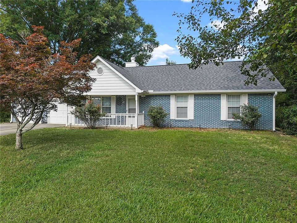 1st image of 24 Green Acre Ln