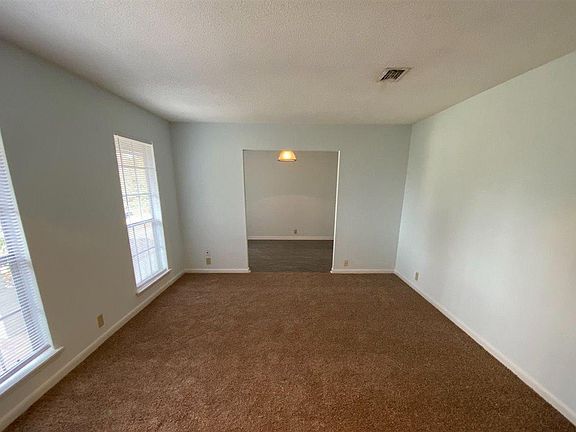 3rd image of 1176 Ramblewood Dr