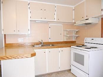 3rd image of 2134 Crestwood Dr