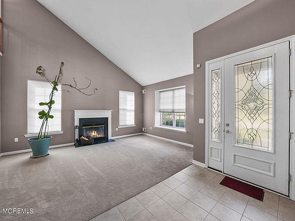 5th image of 308 Damiano Way