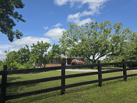 2nd image of 7690 Barnhill Rd