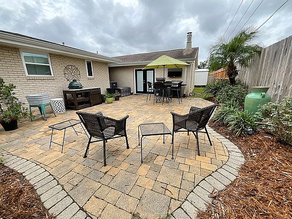 3rd image of 4828 Alexis Dr