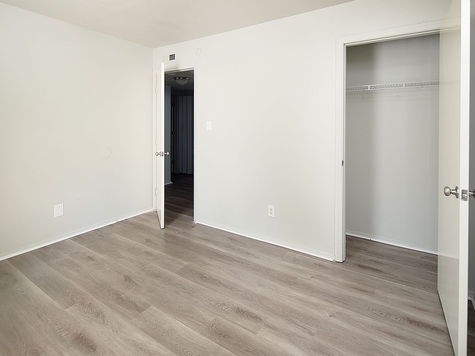 1st image of 1234 Saratoga Dr APT E