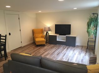 3723 Meridian Ave N #B, Seattle, WA 98103