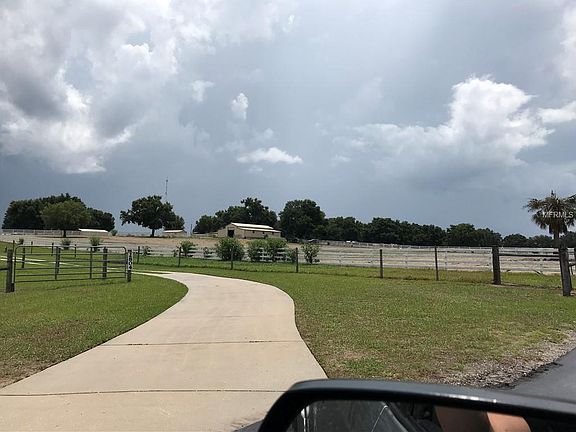 2nd image of 2700 Shady Ln