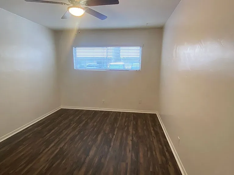 4937 Coronado Ave! Spacious 2 Bed-1 Bath Unit in OB! — Photo 9