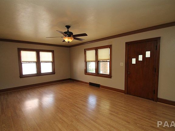 4th image of 519 N Sterling Ave
