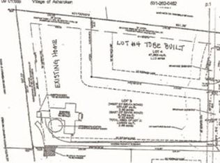 4 Bevin Rd E, Northport, NY 11768