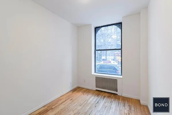 Rented by Bond New York | media 20