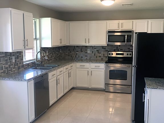 3rd image of 3840 Kenzie Ct