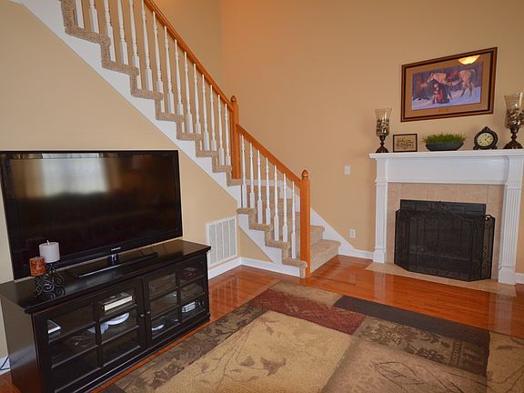 2nd image of 1243 Kensington Ct