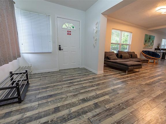 5th image of 2627 AMBERGATE ROAD