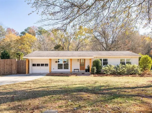 2939 Highland Dr SE, Smyrna, GA 30080